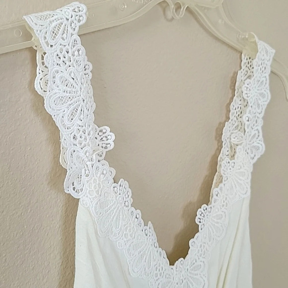 Express Off White Tiered Crochet Lace Strap Dress - Size XS - Picture 3 of 10